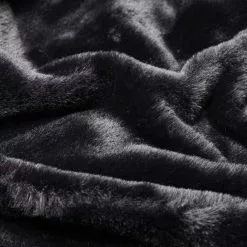 Soren Nevada Faux Fur Throw 130x170cm Black -Bed Linen store 631015 C 0001 00