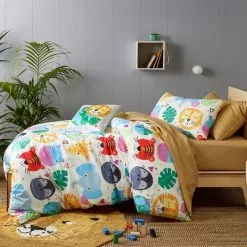 Happy Kids Our Planet Glow In The Dark Quilt Cover Set Multicoloured
