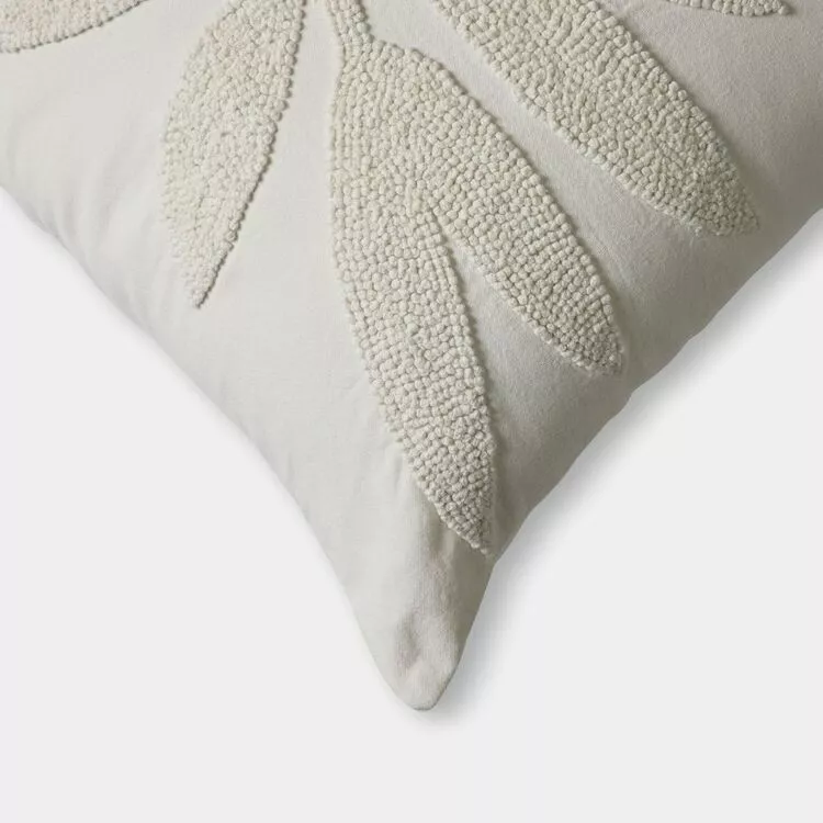 Jane Lamerton Home Jane Lamerton Fern Cushion 50 X 50 Cm White 50 X 50 Cm 3 Jane Lamerton Home Jane Lamerton Fern Cushion 50 X 50 Cm White 50 X 50 Cm